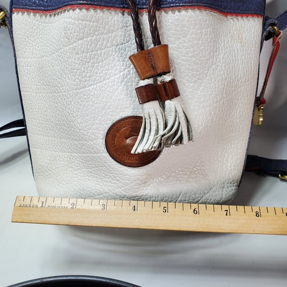 Vintage DOONEY & BOURKE White Blue Red Leather Teton Drawstring Bag Shoulder - Picture 7 of 9